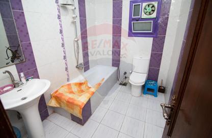 Apartment - 3 Bedrooms - 1 Bathroom for sale in Seyouf - Hay Awal El Montazah - Alexandria