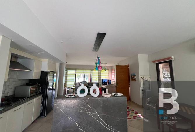 8026798 - Property Image 2