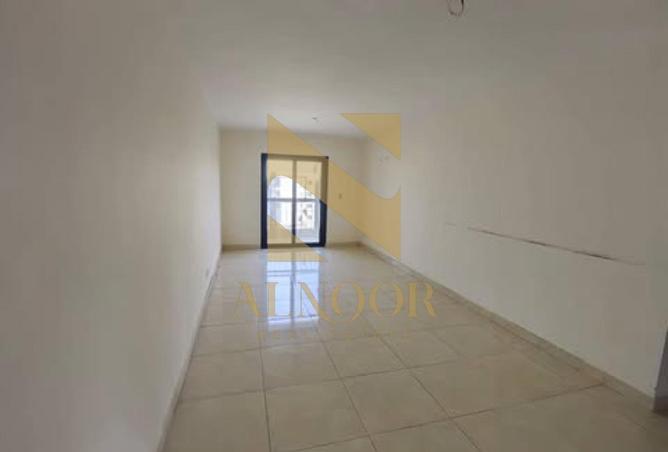 8197977 - Property Image 2