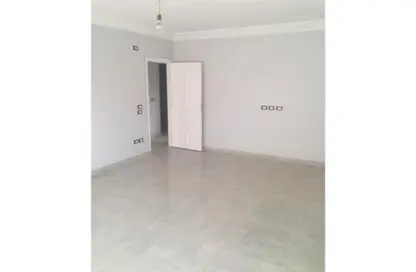 Apartment - 4 Bedrooms - 3 Bathrooms for rent in Touristic 1 - Northern Expansions - 6 October City - Giza