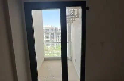 Apartment - 3 Bedrooms - 2 Bathrooms for sale in The Address East - 90 Street - The 5th Settlement - New Cairo City - Cairo