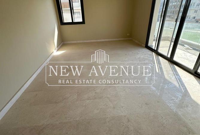8118865 - Property Image 2