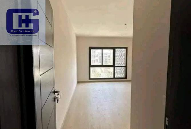 8174290 - Property Image 2