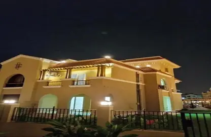 فيلا - 5 غرف نوم - 5 حمامات للبيع في نيوم اكتوبر - التوسعات الشمالية - مدينة 6 أكتوبر - الجيزة