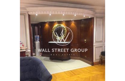 Apartment - 3 Bedrooms - 3 Bathrooms for sale in Fareed Semeika St. - El Hegaz Square - El Nozha - Cairo