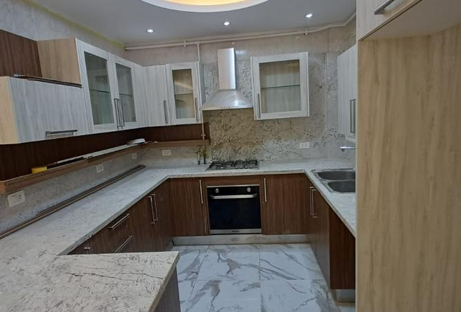 7911959 - Property Image 2