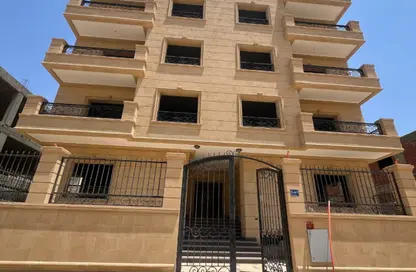 Apartment - 3 Bedrooms - 2 Bathrooms for sale in Al Shouyfat - 5th Settlement Compounds - The 5th Settlement - New Cairo City - Cairo