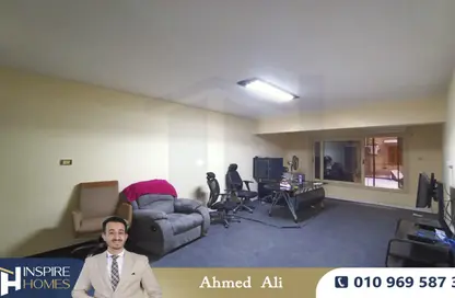 مساحات مكتبية - استوديو - 1 حمام للايجار في سموحة - حي شرق - الاسكندرية