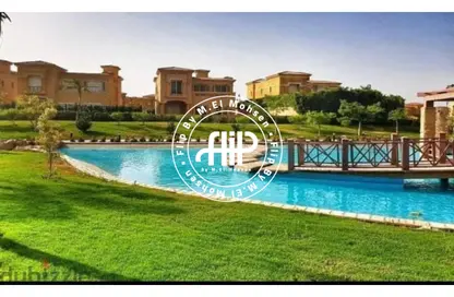 فيلا - 4 غرف نوم - 5 حمامات للبيع في رويال ميدوز - كمبوندات الشيخ زايد - الشيخ زايد - الجيزة