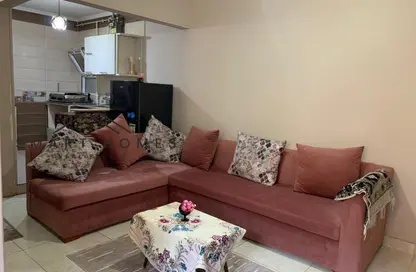 شقة - 2 غرف نوم - 1 حمام للايجار في الحي السادس عشر - الشيخ زايد - الجيزة