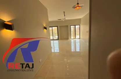 شقة - 3 غرف نوم - 2 حمامات للايجار في مون ريزيدنس - فيفث سكوير - التجمع الخامس - مدينة القاهرة الجديدة - القاهرة