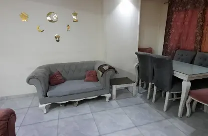 شقة - 2 غرف نوم - 1 حمام للايجار في شارع محمد فريد ابو حديد - الحديقة الدولية - الحي السابع - مدينة نصر - القاهرة