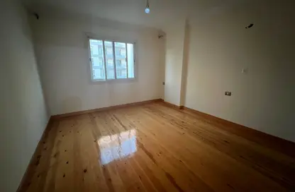 شقة - 3 غرف نوم - 2 حمامات للايجار في كمبوند انطونيادس - النزهة - حي شرق - الاسكندرية