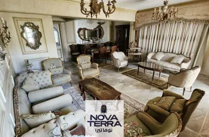 شقة - 3 غرف نوم - 2 حمامات للبيع في الحي السادس عشر - الشيخ زايد - الجيزة