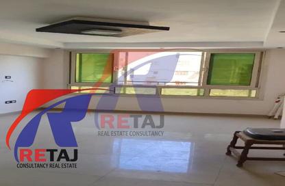 Apartment - 2 Bedrooms - 2 Bathrooms for sale in Al Sheikh Taha Al Dinary St. - Al Hadiqah Al Dawliyah - 7th District - Nasr City - Cairo