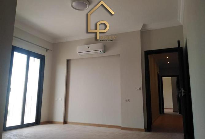 8153636 - Property Image 3