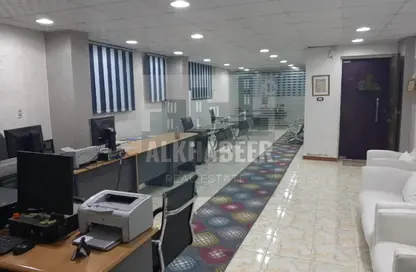 Office Space - Studio - 1 Bathroom for rent in Al Mahkama Square St. - Mohandessin - Giza
