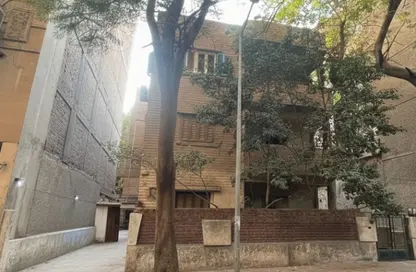 فيلا - 8 غرف نوم - 8 حمامات للبيع في الدقي - الجيزة