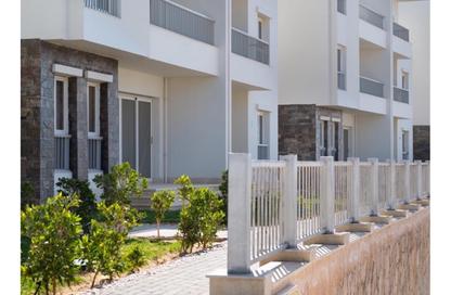 Chalet - 3 Bedrooms - 2 Bathrooms for sale in Sea View - Ras Al Hekma - North Coast