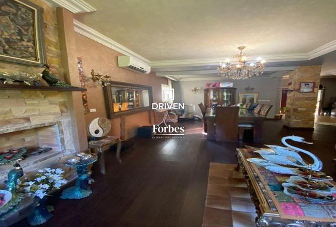 8319038 - Property Image 2