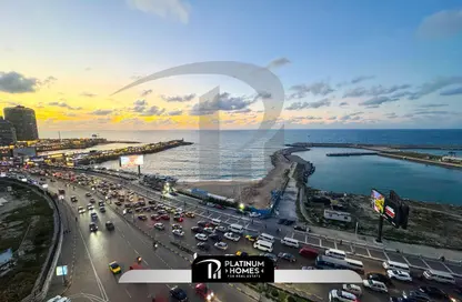 شقة - 4 غرف نوم - 6 حمامات للبيع في زيزينيا - حي شرق - الاسكندرية