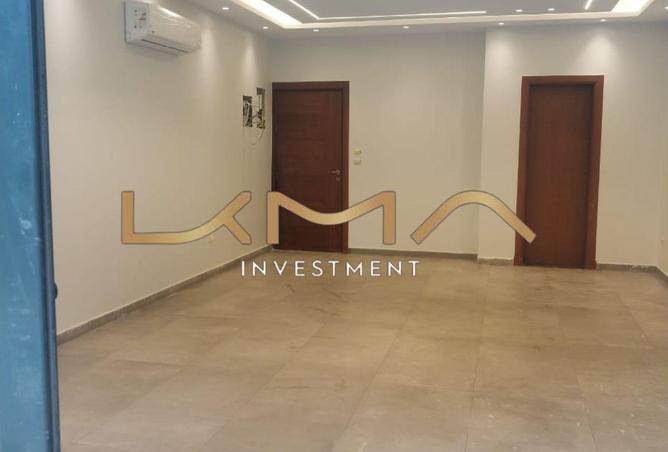 8102401 - Property Image 2