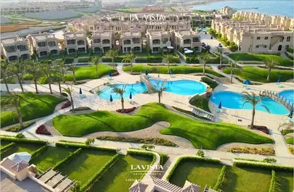 شاليه - 3 غرف نوم - 3 حمامات للبيع في لافيستا جاردنز - لافيستا - العين السخنة - السويس