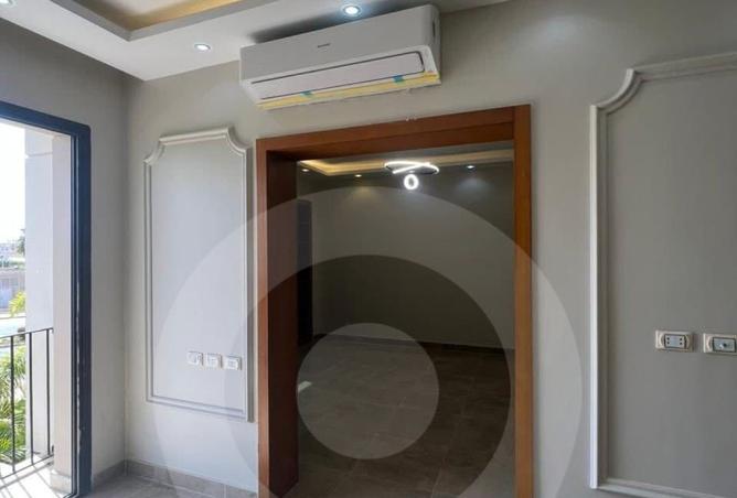 8405249 - Property Image 3