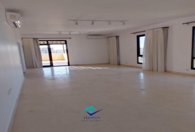 8276327 - Property Image 2