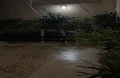 Apartment - 2 Bedrooms - 1 Bathroom for sale in Service Road - Ganoob El Acadimia - New Cairo City - Cairo