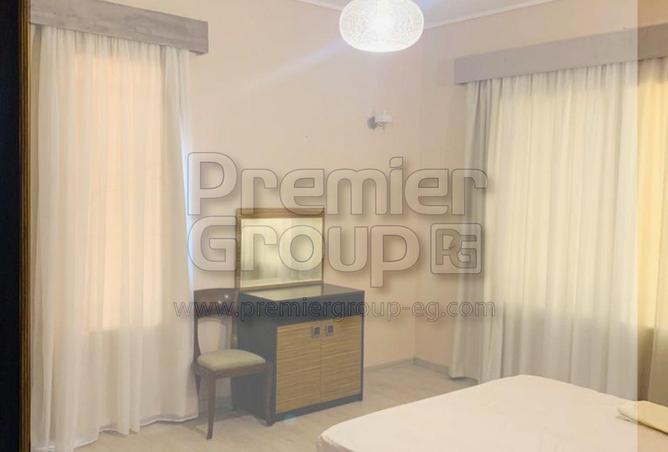 8042741 - Property Image 3