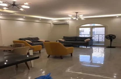 Apartment - 3 Bedrooms - 3 Bathrooms for sale in Al Gezira St. - South Investors Area - New Cairo City - Cairo