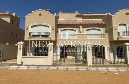 Villa - 4 Bedrooms - 5 Bathrooms for sale in El Patio Oro - 5th Settlement Compounds - The 5th Settlement - New Cairo City - Cairo
