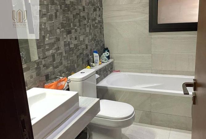 8173854 - Property Image 3