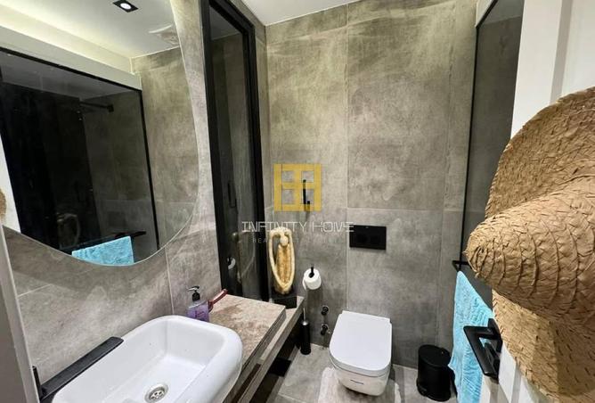 8018589 - Property Image 3