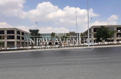 Office Space - Studio - 3 Bathrooms for sale in W Signature By Waterway - South Investors Area - New Cairo City - Cairo