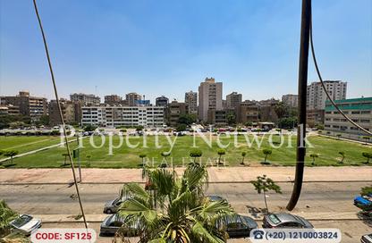 Apartment - 2 Bedrooms - 1 Bathroom for sale in Abd Al Rahman El Refaey St. - El Hegaz Square - El Nozha - Cairo