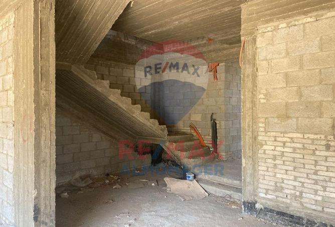 8121575 - Property Image 3