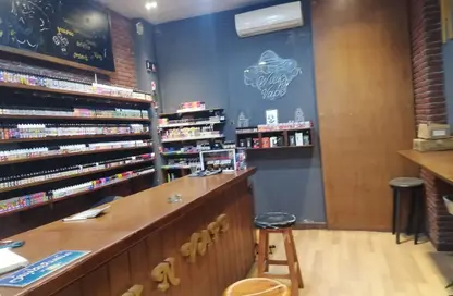 محل تجاري - استوديو للايجار في شارع الجزيرة - المستثمرين الجنوبية - مدينة القاهرة الجديدة - القاهرة