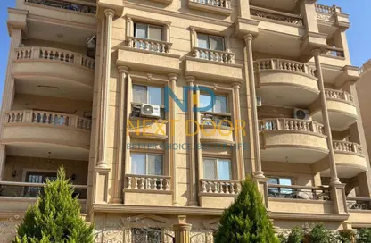Apartment - 3 Bedrooms - 2 Bathrooms for sale in North Lotus - El Lotus - New Cairo City - Cairo