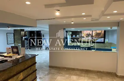 Shop - Studio - 2 Bathrooms for sale in Ard El Golf - Heliopolis - Masr El Gedida - Cairo