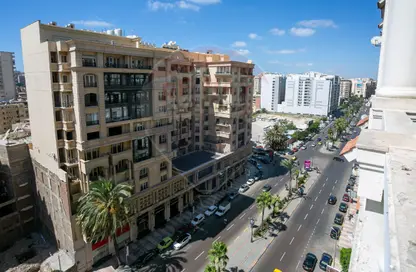شقة - 3 غرف نوم - 3 حمامات للبيع في شارع محمد فوزي معاذ - سموحة - حي شرق - الاسكندرية