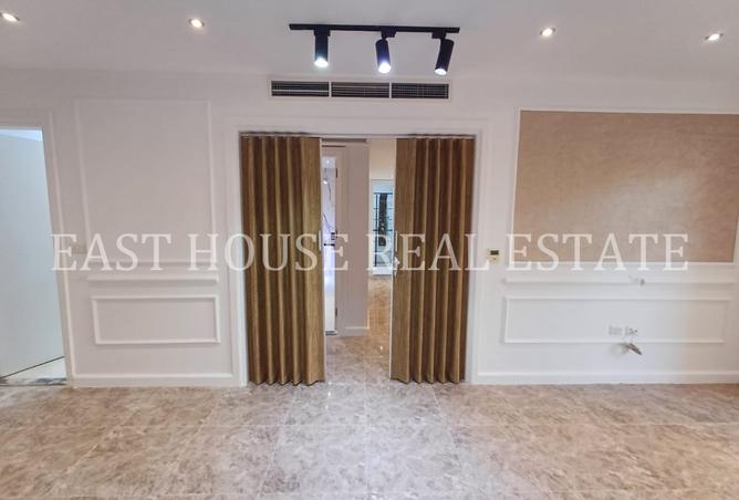 8086899 - Property Image 2