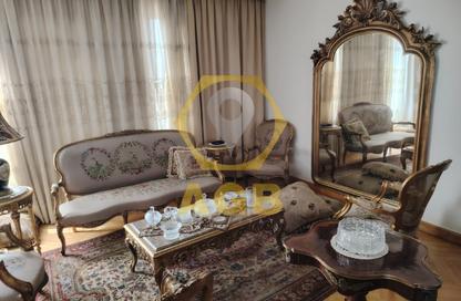 شقة - 5 غرف نوم - 4 حمامات للبيع في شارع نجيب حشاد - ميدان الحجاز - النزهة - القاهرة