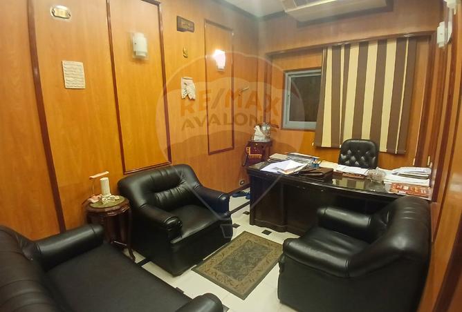 8284401 - الصورة الرئيسية للعقار