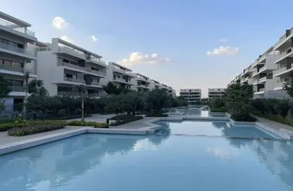 Apartment - 2 Bedrooms - 2 Bathrooms for sale in Lake View Residence - 5th Settlement Compounds - The 5th Settlement - New Cairo City - Cairo