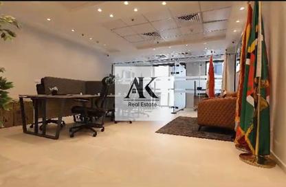 مساحات مكتبية - استوديو للايجار في مول هايد بارك بيزنس - شارع التسعين الجنوبي - التجمع الخامس - مدينة القاهرة الجديدة - القاهرة