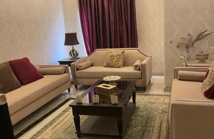 شقة - 3 غرف نوم - 3 حمامات للبيع في شارع اخناتون - الحي الخامس - التجمع الخامس - مدينة القاهرة الجديدة - القاهرة