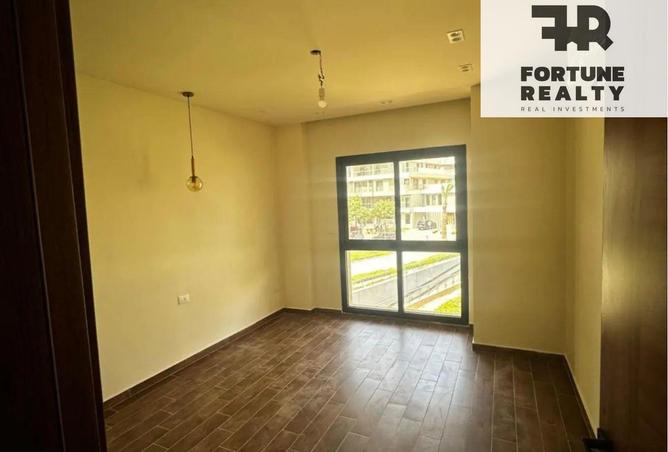 8329041 - Property Image 2