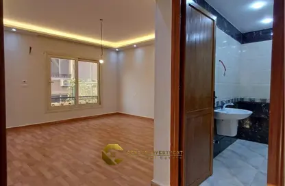 Apartment - 3 Bedrooms - 2 Bathrooms for rent in Al Khamayel city - Sheikh Zayed Compounds - Sheikh Zayed City - Giza